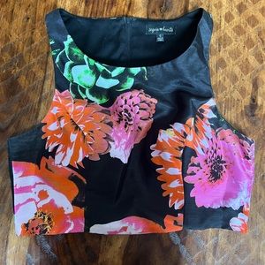Dress flower crop top